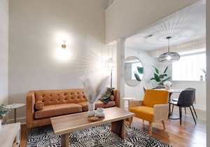 93 m² Aparthotel ∙ 2 bedrooms ∙ 5 guests in Monroe Ward