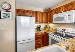 🏖️Beautiful Ocean Views | Top Floor | Concierge Included