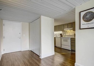 Frontdesk | 1 BR Loft Apt Near Center City in Philadelphia