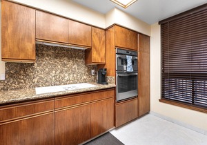 🏖️Golf Course Views + Large Lanai | Shores #202