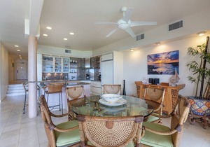 Ground-Floor Paradise: Makena Surf F-110, Your Oceanfront Getaway!