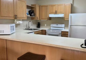 Pono Kai Resort, 2 br Ocean Front Condo, Free WiFi in Kapaʻa