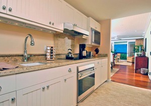 SUMMER REDUCED! Villa 302, King bed, Penthouse Lvl Ocean View Turtle Bay