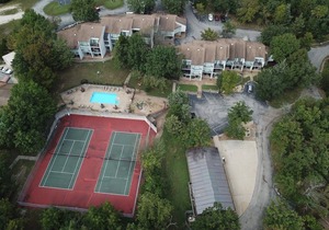 UNIT 20 - TREETOP 2 BEDROOM VILLA in Village of Four Seasons