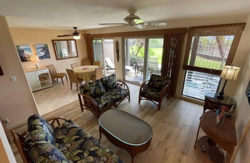 Punaluu House | 16 Two Bedroom Two Bath Condo