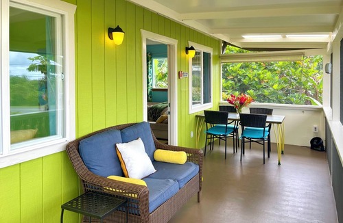 Kehena House | 1BR House near Kehena Black Sand Beach small banana farm, quiet, remote area A/C