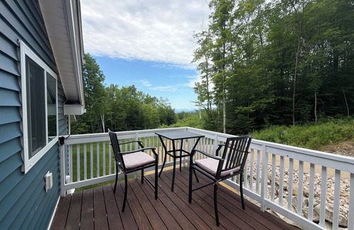 Bethlehem Apartment | 2 Bedroom Mountain Retreat on 9 Acres | Walk to Downtown Bethlehem