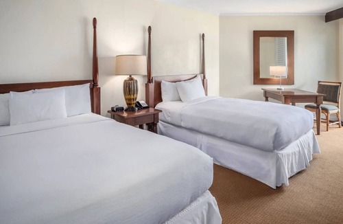 Hanamaulu Hotel | 2 Partial Ocean View 2 Double Beds at Kauai Beach Resort & Spa, Pool!