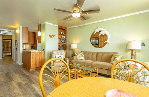 Maalaea Condo | 2BR Oceanfront, Ocean View, Pool, Wi-Fi and AC
