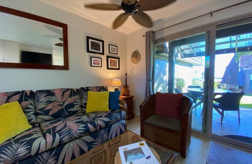 Punaluu House | 71 Dramatic Ocean and Lava