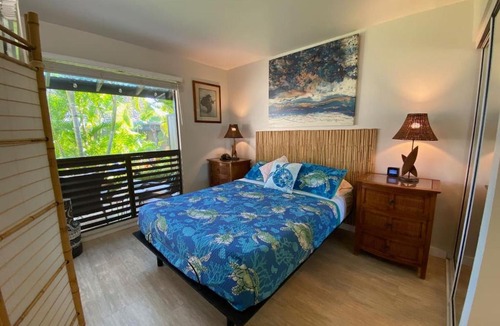 Punaluu House | 71 Dramatic Ocean and Lava
