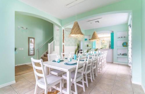 Lake Berkley Villa | 7BR Home w/Private Pool – 20min Disney