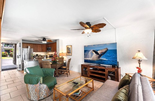 Kailua-Kona Condo | Alii Villas#127 DIRECT OCEANFRONT, GROUND FLOOR, 2 BEDROOMS, 2 BATHROOMS