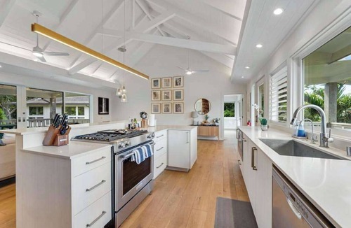 Kilauea House | Anini Beach Home with Guesthouse, Steps to Sand