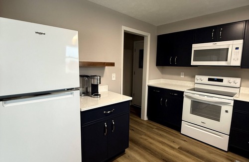 Mansfield Apartment | Ann's Adobe - 2 Bdrm Apartment in Mansfield, OH - close to Lexington & Ontario