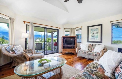 Princeville Villa | August Sale! Comfortable Kauai Villa with Beach Moments Away