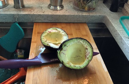 Keaau Cottage | Avocado Acre- Perfect cottage in Keaau for a relaxing getaway