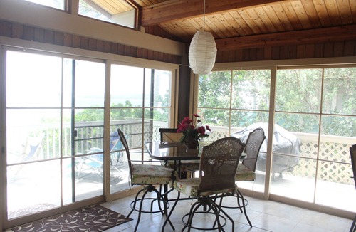 Mokuleia House | Beachfront Beauty $5900 PER MONTH
