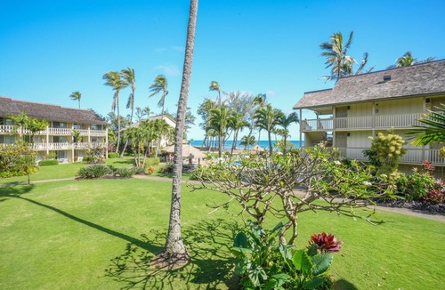 Wailua Apartment | Beachfront Ocean View, Split AC, Sunrise Views