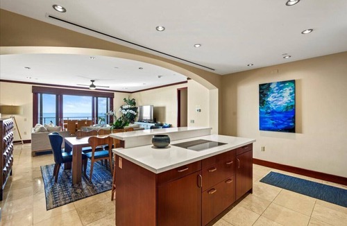 Wailea Villa | Beachfront penthouse w/panoramic ocean views and pool access