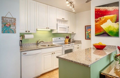 Kapaa Condo | Beachfront Resort : WorldMark Kapaa Shore : 2 BR