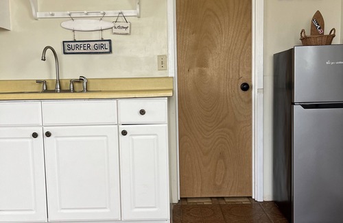 Laie Apartment | Charming 1 bdr in LAIE Private yard and entrance! 5 minute walk to Hukilau beach