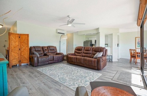Hanamaulu Condo | Charming 2-bedroom Villa A/C, Pool, hot tub, Beach Front property, Free Parking!