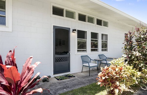 Kailua Apartment | Charming Apartment in Prime Location – Steps from Kailua Beach & Town