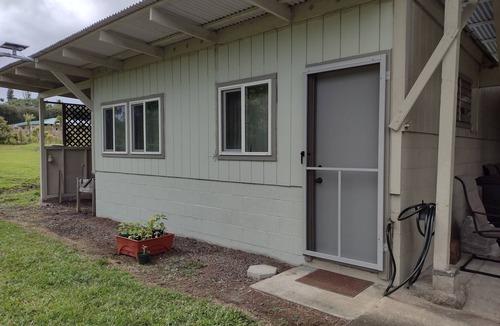 Mountain View Apartment | Charming studio w/country views!