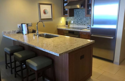 Lahaina Condo | Christmas on Maui! Available Dec. 19 - December 26, 2026