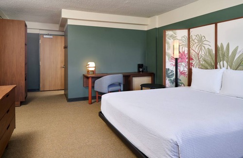 Ala Moana Hotel | City View King, Japanese Garden Views, Poolside Relaxation, Close to Waikiki