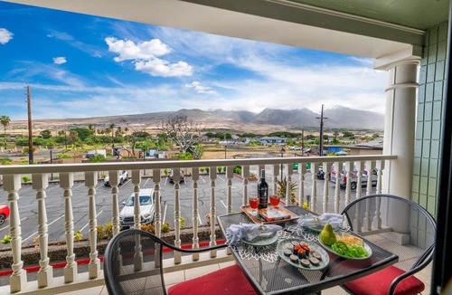 Historic Lahaina Front Street Condo | Coastal Chic Studio in Lahaina