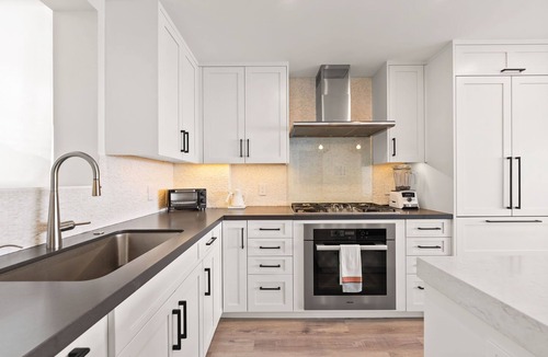 Diamond Head - Kapahulu - St. Louis Condo | Colony Surf unit 1503 1504