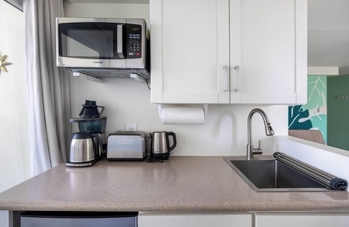 Waikiki Condo | Corner Studio · Two Lanais · No Resort Fees