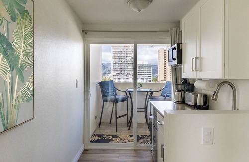 Waikiki Condo | Corner Studio · Two Lanais · No Resort Fees