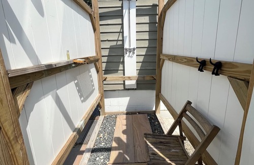 Ocean View Cottage | Cozy cottage in a quiet neighborhood 1 mile to Bethany Beach.