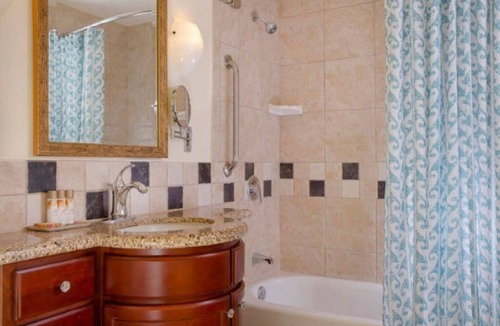 Ko Olina Resort | Deluxe Ocean View Studio Marriott Ko Olina Beach Club! 6/25/2027 - 7/2/2027.
