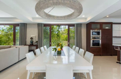 Kahala House | Diamond Head Beachfront Estate | 9BR, Two Homes, Two Heated Pools w/Beach Gate