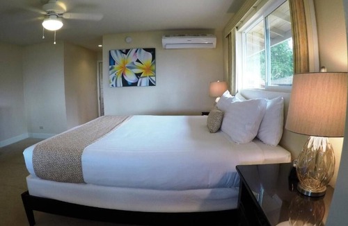 Lahaina Hotel | Dive Into Your Summer Vacation! Garden View, Outdoor Pool, Beachfront