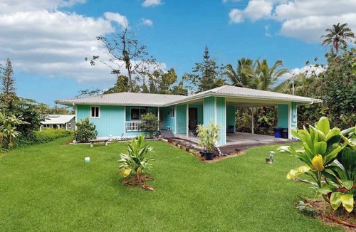 Kapoho House | Dog-Friendly Pahoa Home Near the Ocean with Lanai, W/D & WiFi