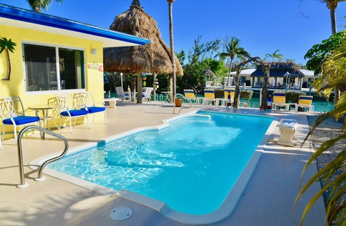 Marathon Villa | DUPLEX IN DUCK KEY, 2 Bedroom/2 Bath, W/Private 90' Dock, Trailer Storage INCL