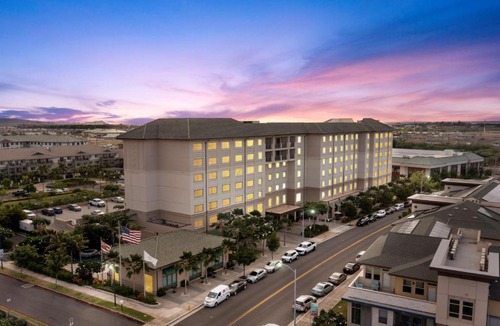 Kapolei Hotel | Embassy Suites By Hilton Oahu Kapolei - FREE Breakfast
