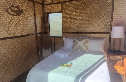 Fern Forest Bed & Breakfast | Entire 3 cabin clothing optional resort at Volcano. Free Breakfast.