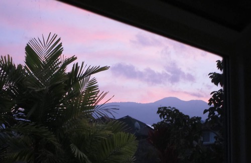Kailua-Kona House | Excellent Long Term Rental (6 MONTH MIN.)5 min. to Kona. Immaculate property.