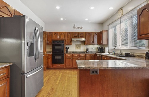 Naperville House | Extended Stay Naperville FHS Rental - Harmony Ct