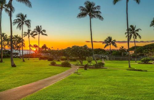 Poipu Villa | F211 Second Floor 3-bedroom Poolside Lanai
