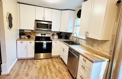 Payson Cabin | Family and Dog friendly Cabin in Payson close to town, parks, hiking trails