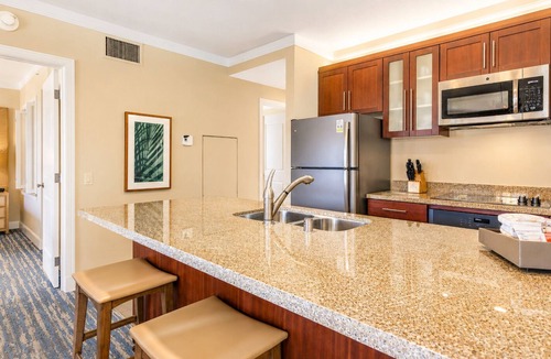Lahaina Resort | 𝐅𝐢𝐧𝐝𝐢𝐧𝐠 𝐌𝐞𝐢𝐥𝐢: Beachfront Kaanapali Ocean Resort +Amenities included