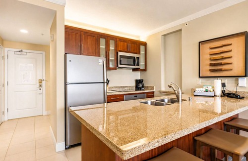 Lahaina Resort | 𝐅𝐢𝐧𝐝𝐢𝐧𝐠 𝐌𝐞𝐢𝐥𝐢: Beachfront Kaanapali Ocean Resort +Amenities included