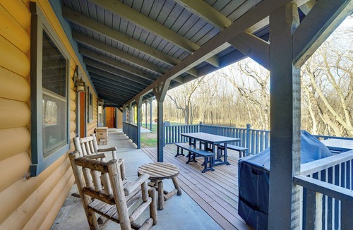 Maysville Cabin | Fish, Raft & Relax! Spacious Sulphur Springs Home